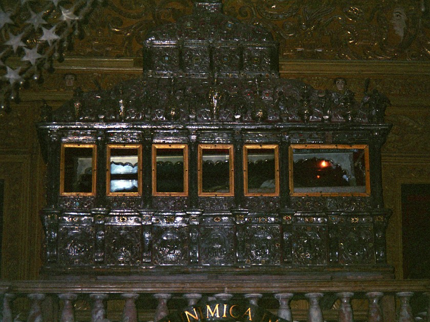 Trip to Goa. Relics of St. Francis Xavier . Goa. .