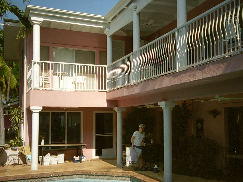 Lahaina, Maui. B&B. Lahaina. .