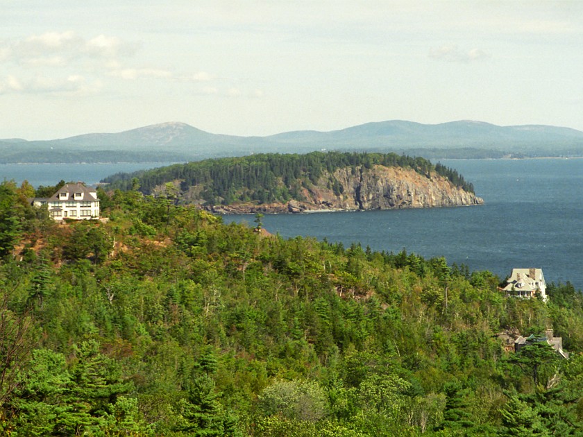 Climbing to the Top of Mount Champlain. Bay View. Arcadia National Park. .