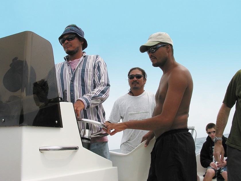 Diving with the Hamanasi Dive Resort. South Water Caye Marine Reserve. Hopkins Village. .