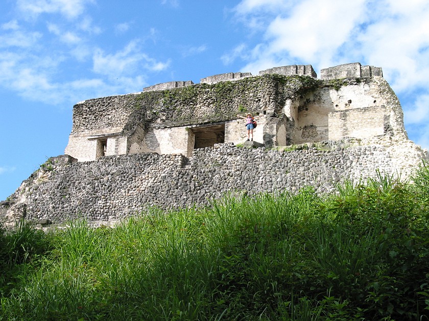 Xunantunich. Top of the Pyramid. near San Ignacio. .