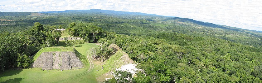 Xunantunich. Panoramic View from the Pyramid. near San Ignacio. .