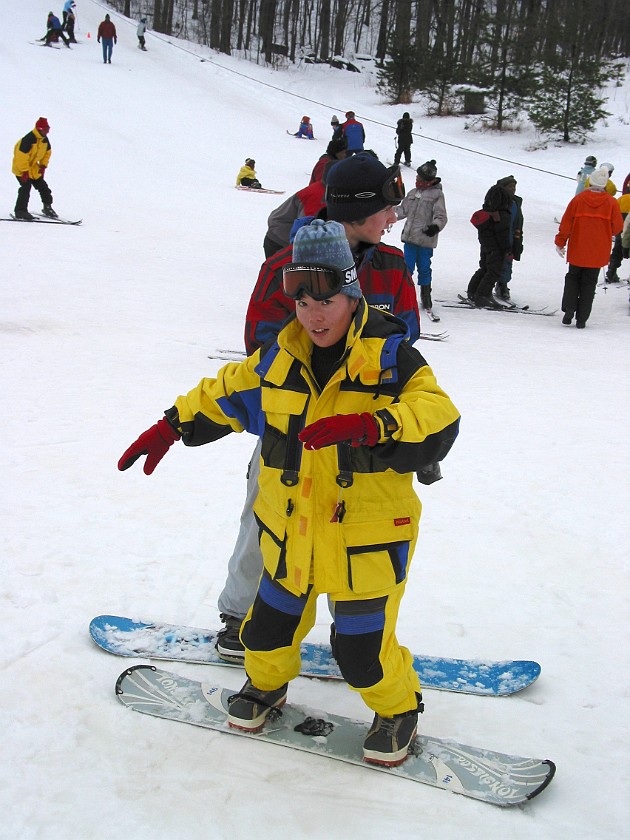 Weekend Skiing at Alpine Valley. Snowboard Lessions. Detroit. .