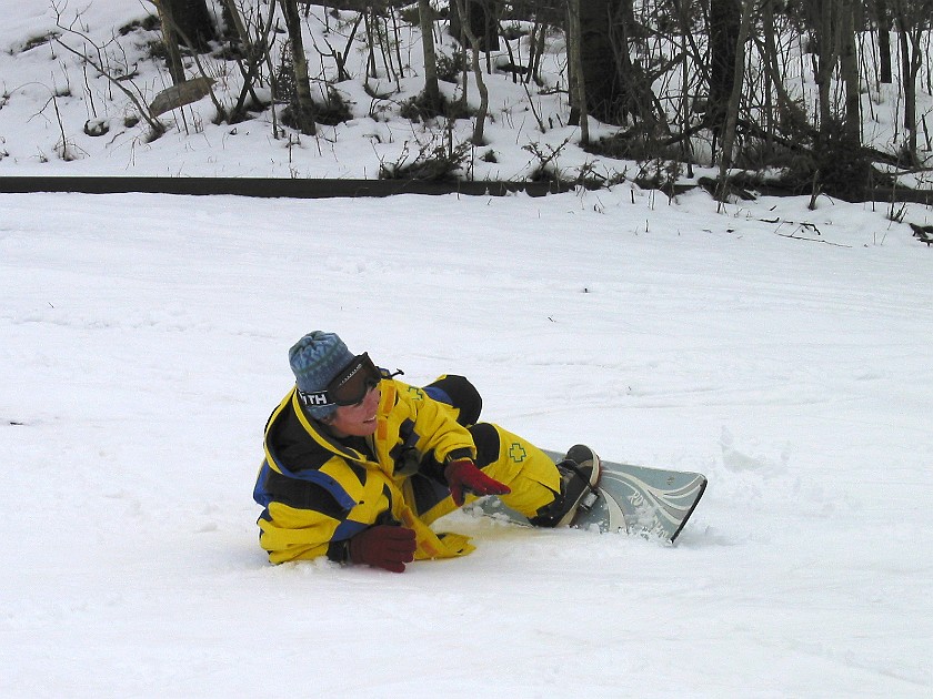 Weekend Skiing at Alpine Valley. Snowboard Lessions. Detroit. .