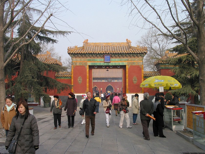 Yonghe Gong (Lama Temple). Temple. Beijing. .