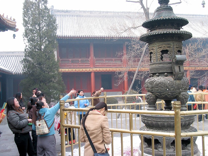 Yonghe Gong (Lama Temple). Temple. Beijing. .