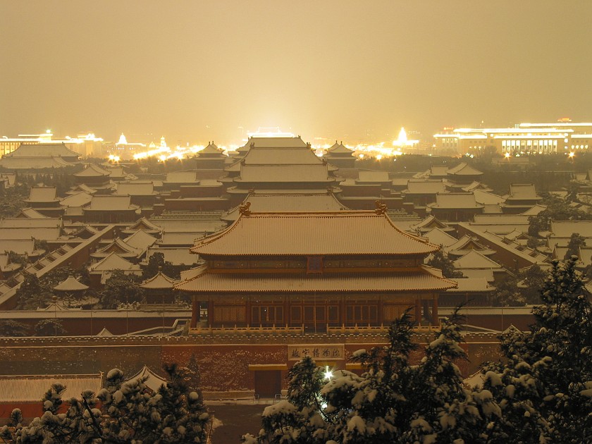 The Forbidden City. Shenwumen (Gate of the Divine Warrior). Beijing. .