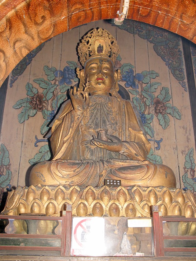 Yiheyuan (Summer Palace). Foxiangge (Temple of Buddhist Virtue). Beijing. .