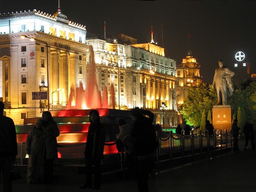Shanghai. Zhongshan Road (Bund). Shanghai. .