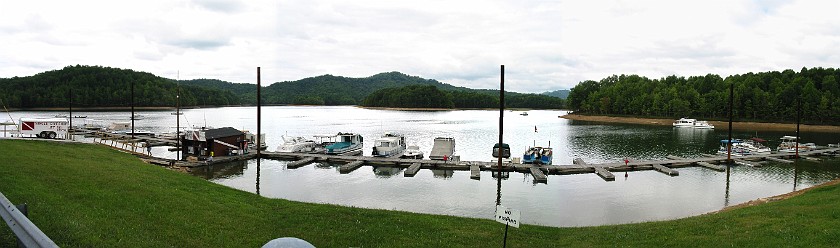 Diving at Summersville Lake. Habor. Summersville. .