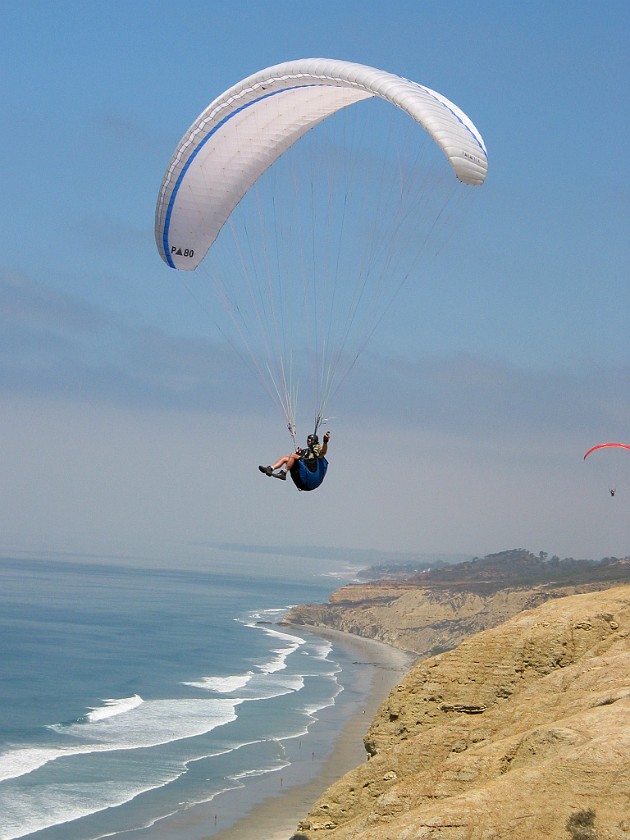 Torrey Pines State Reserve. Paraglider. near San Diego. .