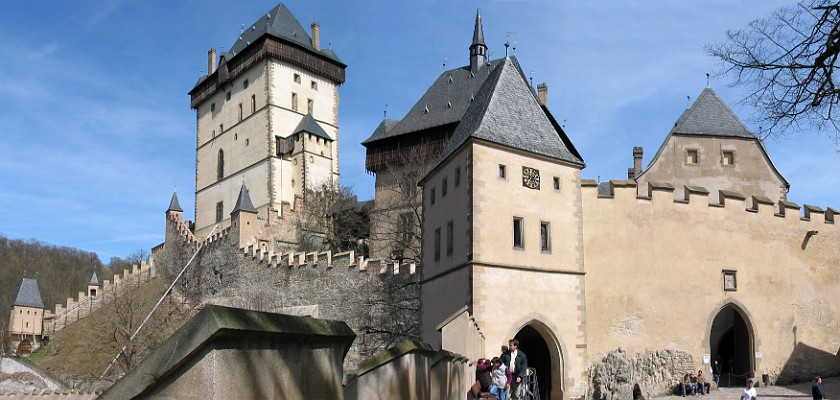 Karlštejn Hrad (Karlstejn Castle). Castle. Karlštejn. .