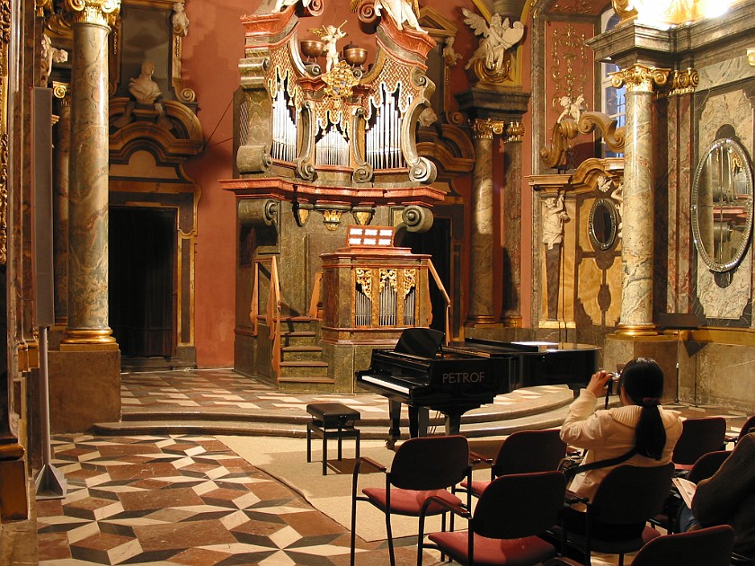 Staré Mesto (Old Town). Klementinum, Zrcadlová Kaple (Chapel of Mirrors). Prague. .