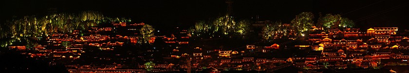 Lìjiang. Old town of Lìjiang at night. Lìjiang. .