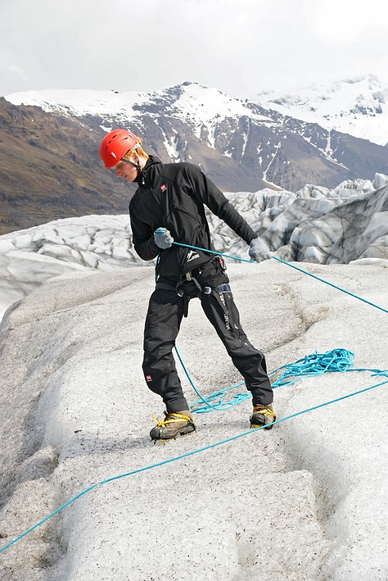 Tour on the Svinafellsjökull Glacier . Ice climbing. Skaftafell Nationalpark. .