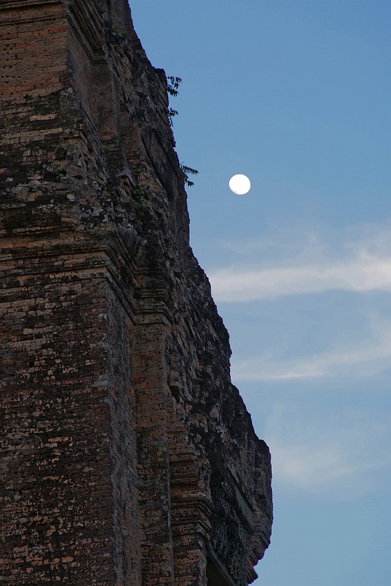Angkor at Night. Wall and Moon. near Siem Reap. .
