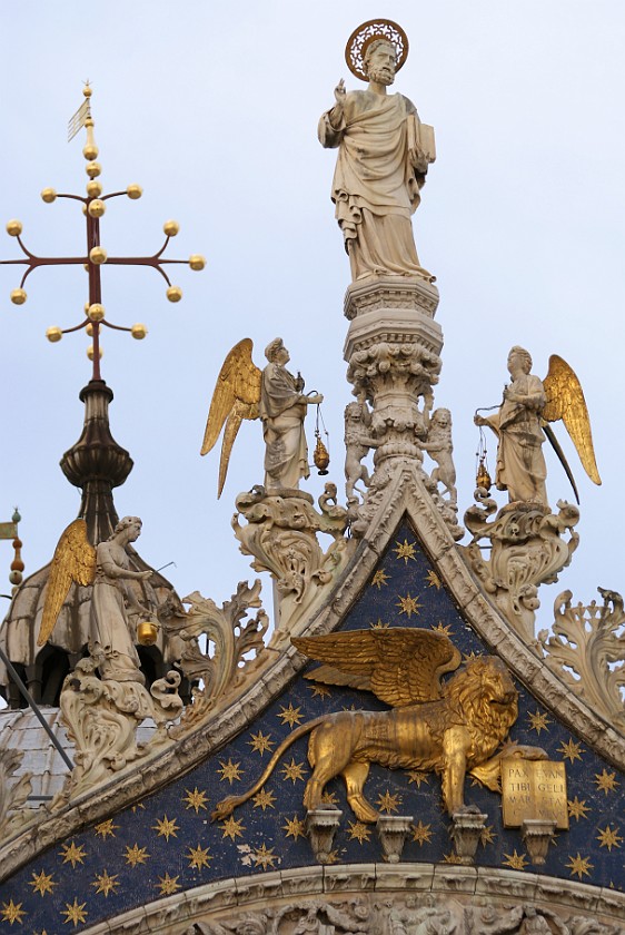 Saint Mark's Square. Roof Statue at Basilica di San Marco. Venice. .
