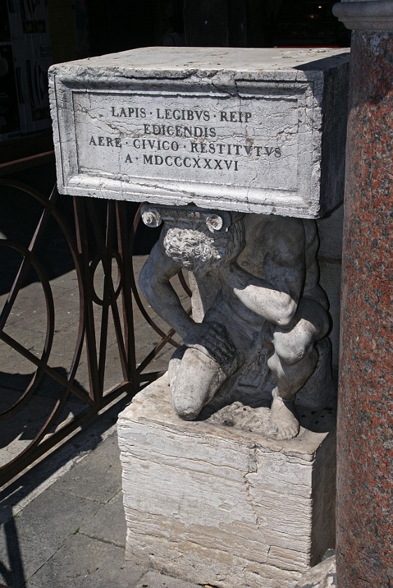 San Polo and San Marco. Statue near San Giacomo di Rialto. Venice. .