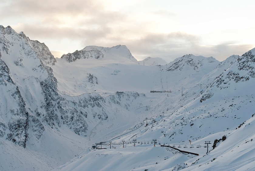 Rettenbach Glacier and Valley. View from Rettenbach Valley to the Schwarze Schneid. Sölden. .