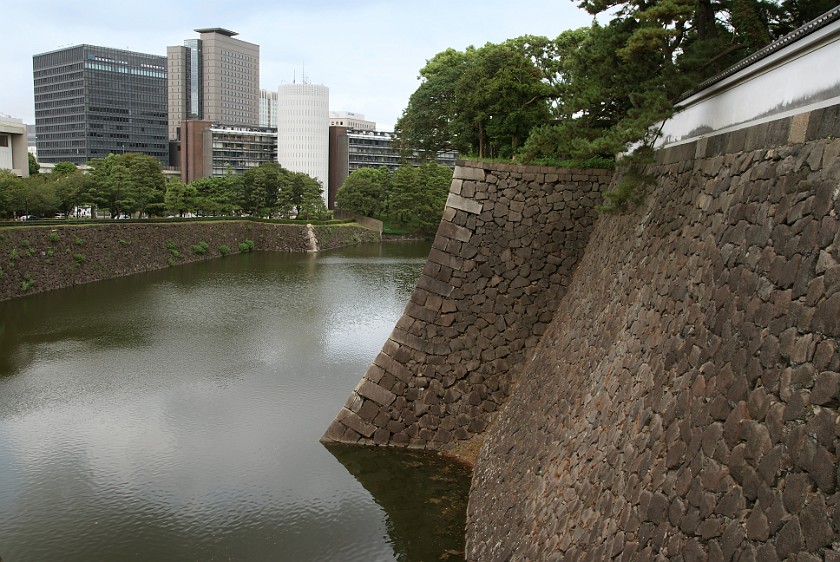 Imperial Palace East Garden. Moat. Tokyo. .
