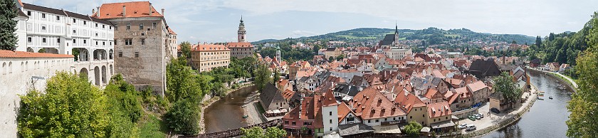 Ceský Krumlov. Panoramic view on castle and town. Ceský Krumlov. .