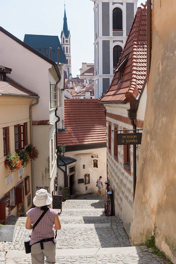 Ceský Krumlov. Narrow street. Ceský Krumlov. .