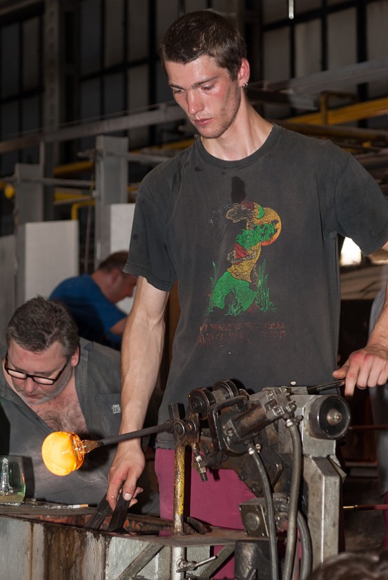 Moser Glasswork Shop. Glass-blower. Karlovy Vary. .