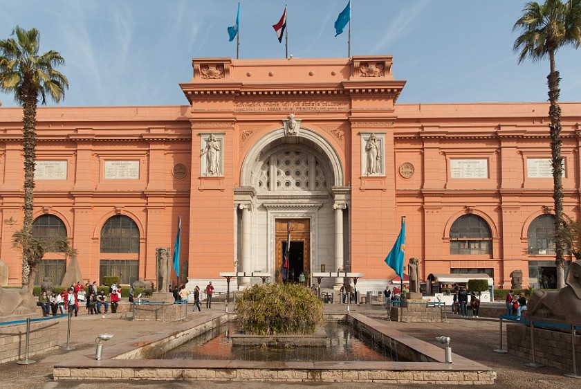 Egyptian Museum. Main entrance. Cairo. .
