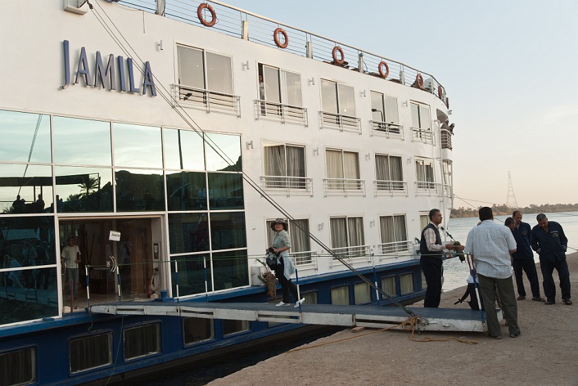 Nile Cruise from Aswan to Luxor. Footbridge to the Jamila. Edfu. .