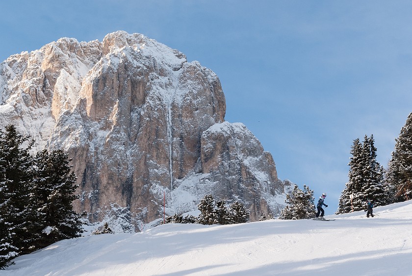 Sellaronda Counter-Clockwise. Sassolungo. Gröden. .