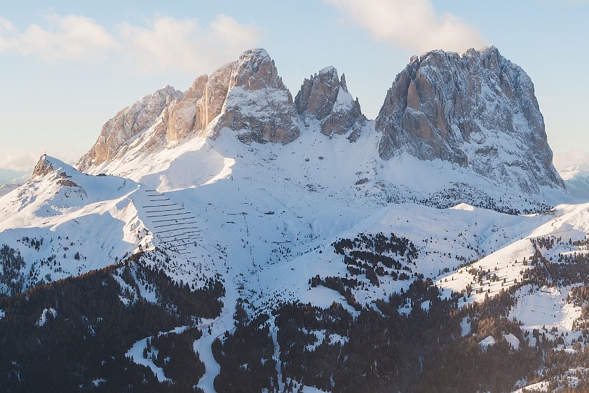 Sellaronda Clockwise. Sassolungo. Gröden. .