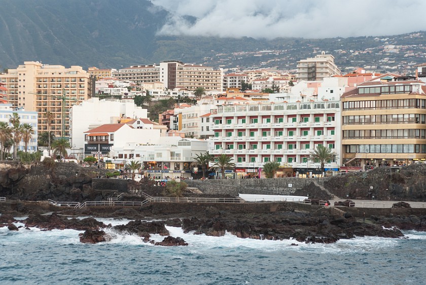 Puerto de la Cruz. Rocky shoreline. Puerto de la Cruz. .