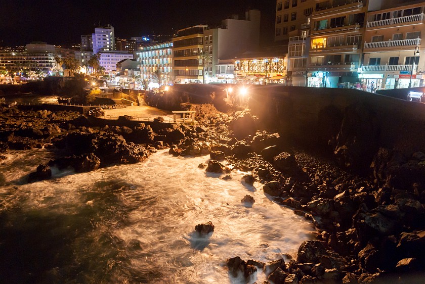Puerto de la Cruz. Shoreline at night. Puerto de la Cruz. .