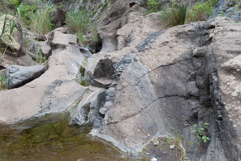 Barranco de Masca. Rock with dyke. Masca. .
