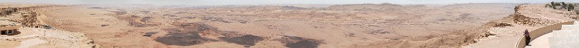 Makhtesh Ramon. Panoramic view into the crater. Mitzpe Ramon. .