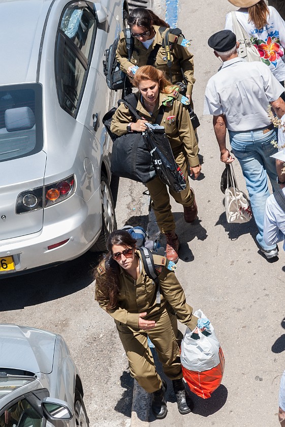 Old City of Jerusalem. Female soldiers. Jerusalem. .