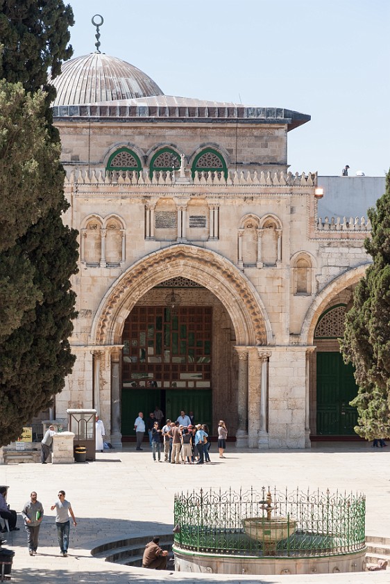 Temple Mount. Al-Kas Fountain and Entrance to the Al-Aqsa Mosque. Jerusalem. .