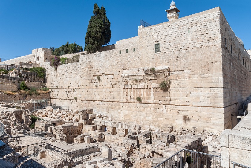 Jerusalem Archaeological Park. South-west corner of the Temple Mount and Robinson's Arch. Jerusalem. .