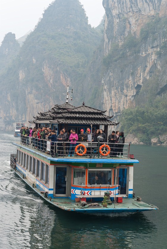 Lí Jiang Boat Tour. Tour boat. near Guìlín. .