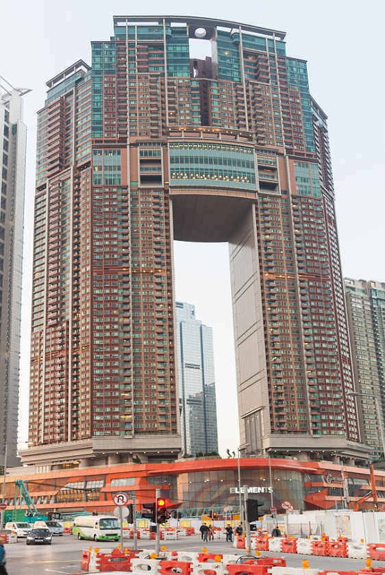 Kowloon. The Arch building. Hong Kong. .