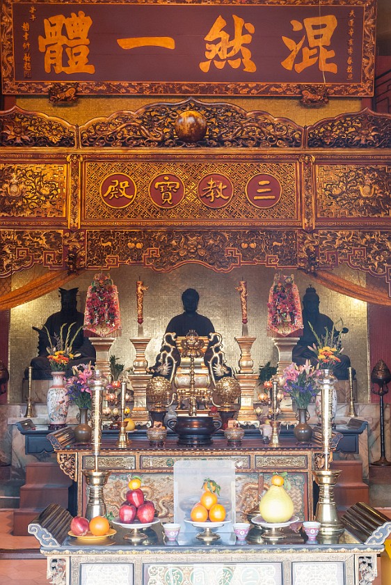 Yuen Yuen Institute. Buddhas. Hong Kong. .