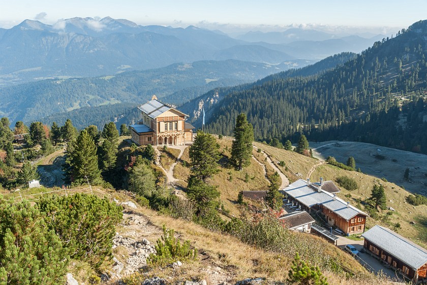 Hike to the Meilerhütte. Houses on the Schachen. near Garmisch-Partenkirchen. .