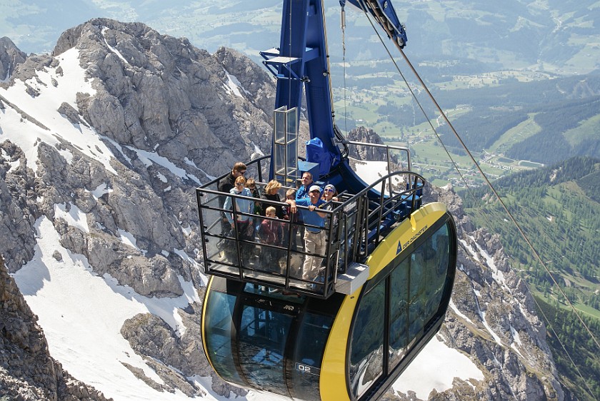 Dachstein. Gondola. Ramsau am Dachstein. .