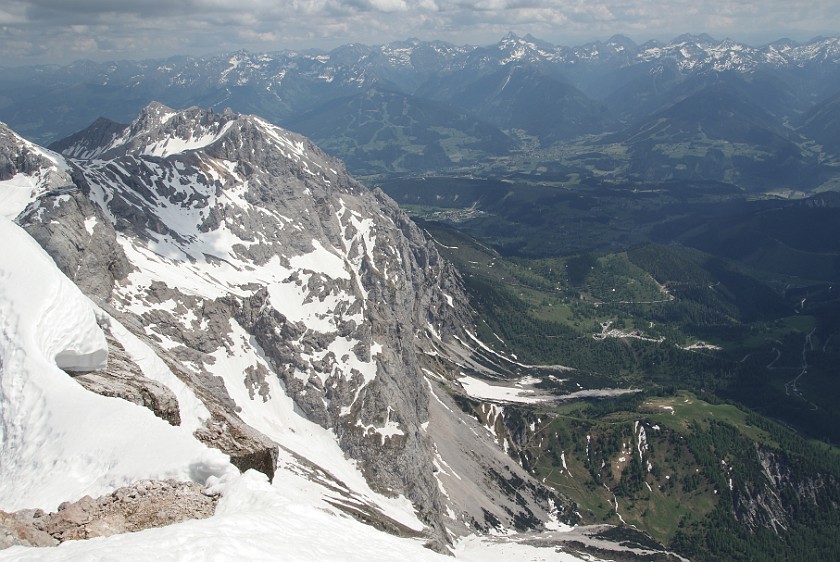 Dachstein. Valley and top station. Ramsau am Dachstein. .