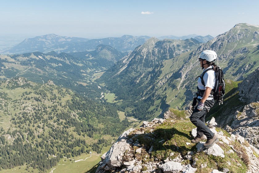 Hindelanger Klettersteig. View from the Westlicher Wengenkopf onto the Entschenalpe. Oberstdorf. .