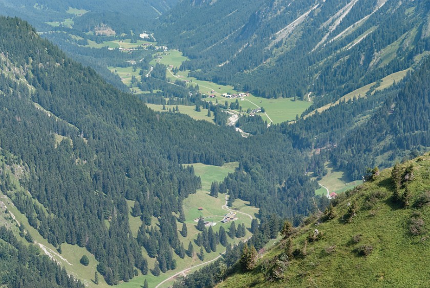 Hike to the Rappenseehütte. Stillachtal. Oberstdorf. .