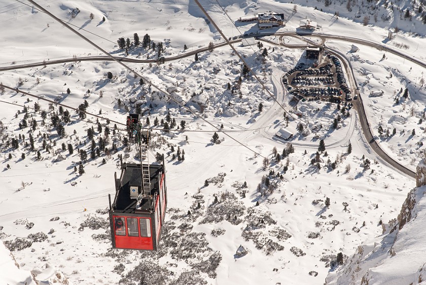 Lagazuoi, Second Day. Gondola from Passo Falzarego. Cortina D'Ampezzo. .