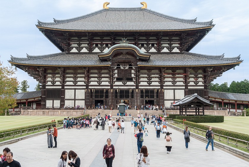 Nara. Daibutsu-den hall. Nara. .