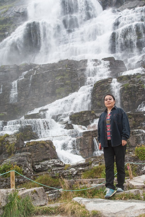 Tvindefossen. Portrait at the waterfall. near Oppheim. .