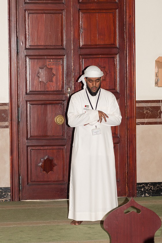 Jumeirah Mosque. Prayer. Dubai. .